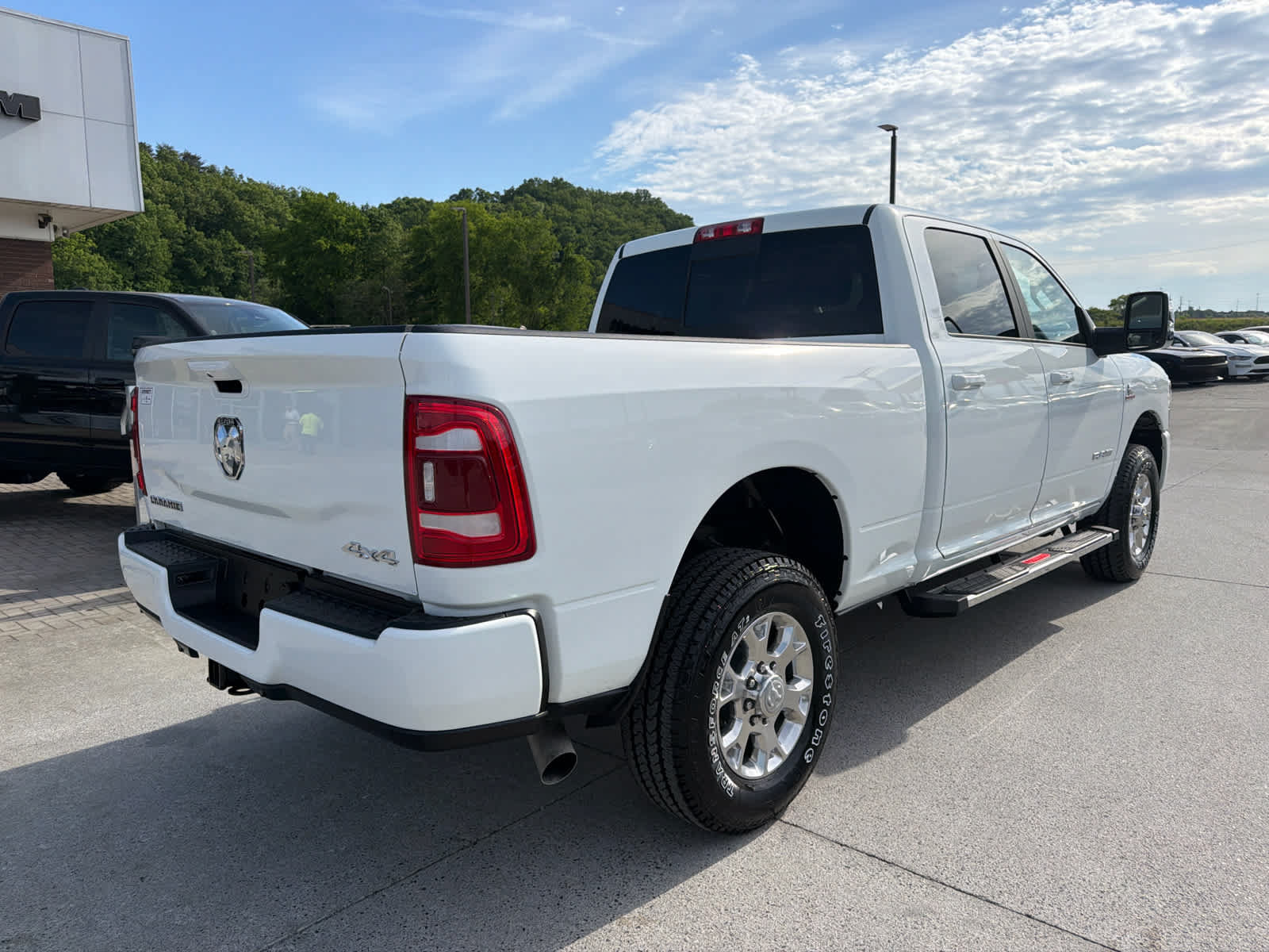 Used 2024 RAM 2500 Laramie w/ Safety Group AWD/4WD image 7