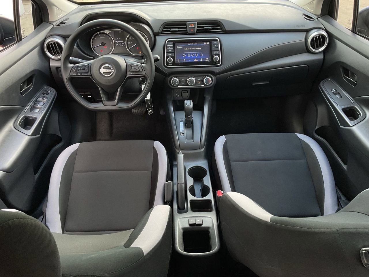 Used 2025 Nissan Versa S w/ Trunk Package image 19