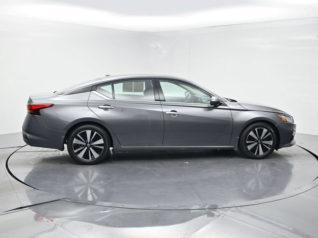 Used 2022 Nissan Altima 2.5 SL FWD image 4