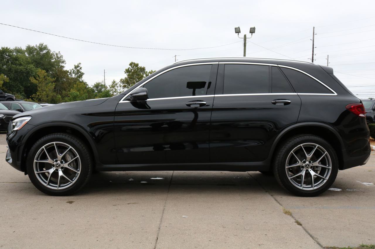 Used 2020 Mercedes-Benz GLC 300 4MATIC image 23