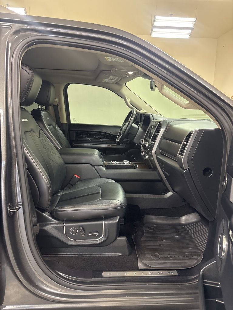 Used 2020 Ford Expedition Platinum image 30
