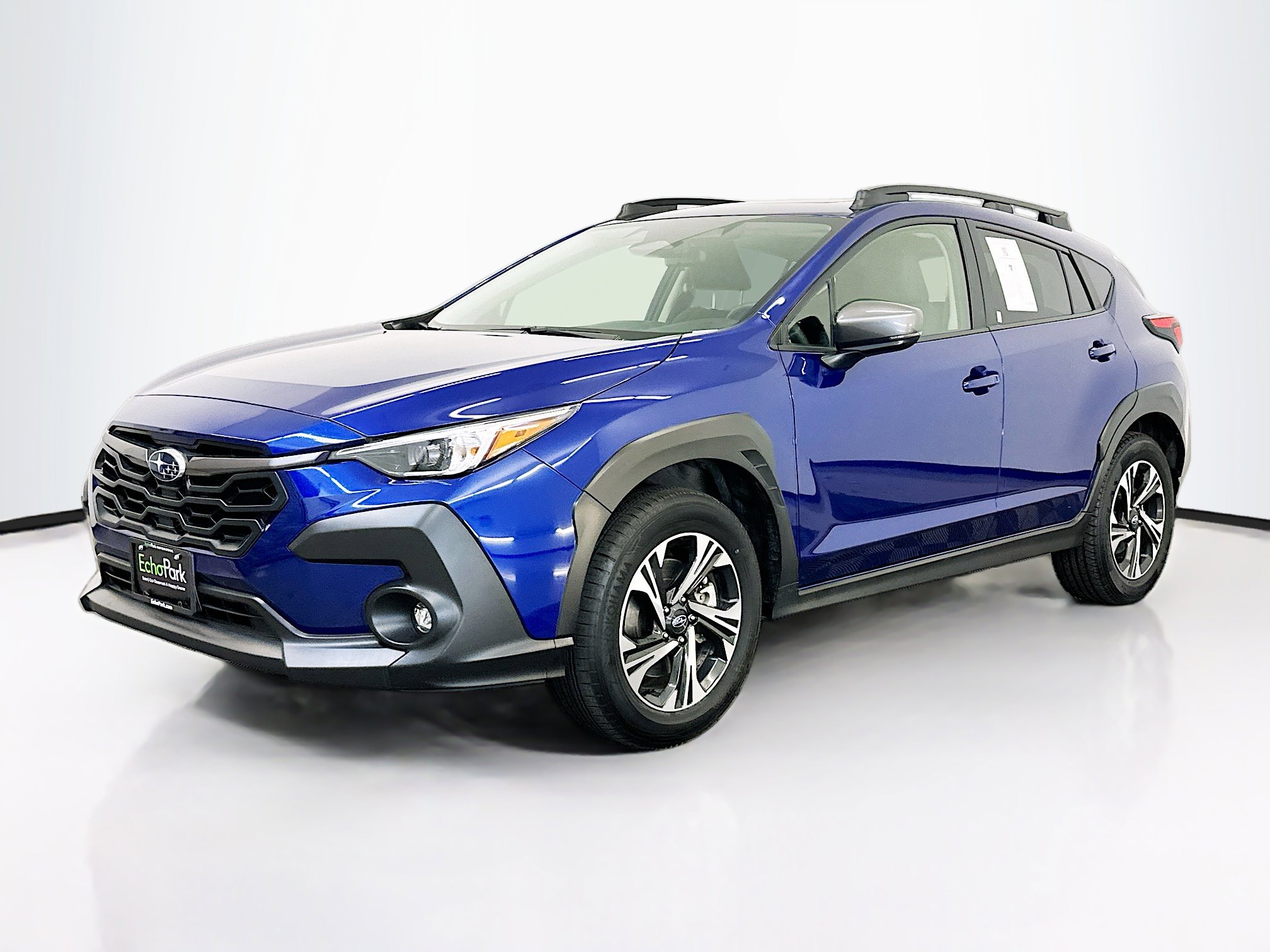 Used 2025 Subaru Crosstrek 2.0i Premium image 3