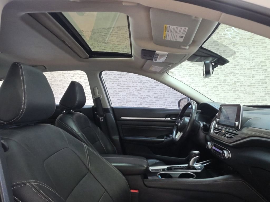 Used 2021 Nissan Altima 2.5 Platinum AWD/4WD image 9
