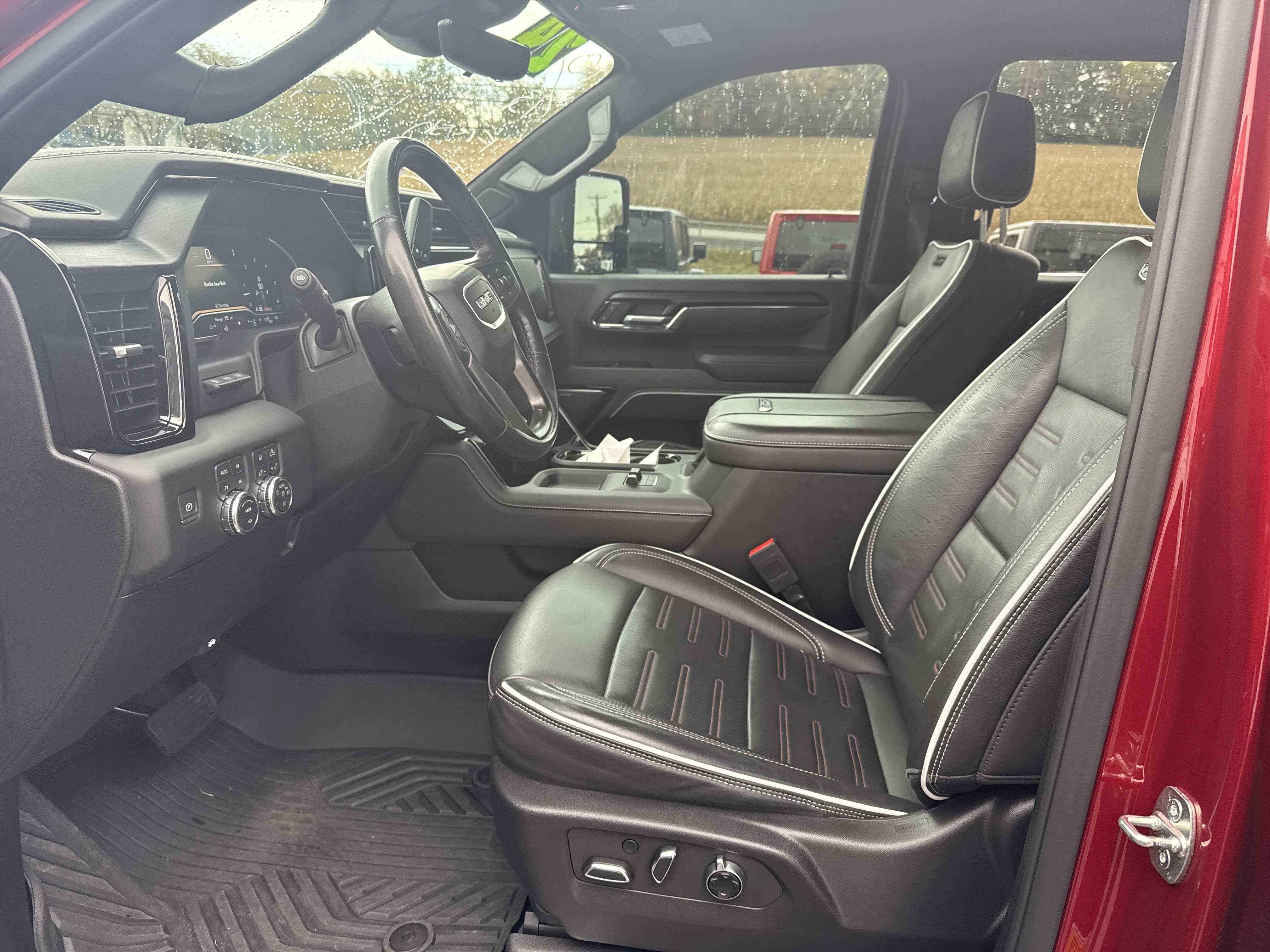 Used 2024 GMC Sierra 2500 AT4X w/ AT4X AEV Edition AWD/4WD image 12