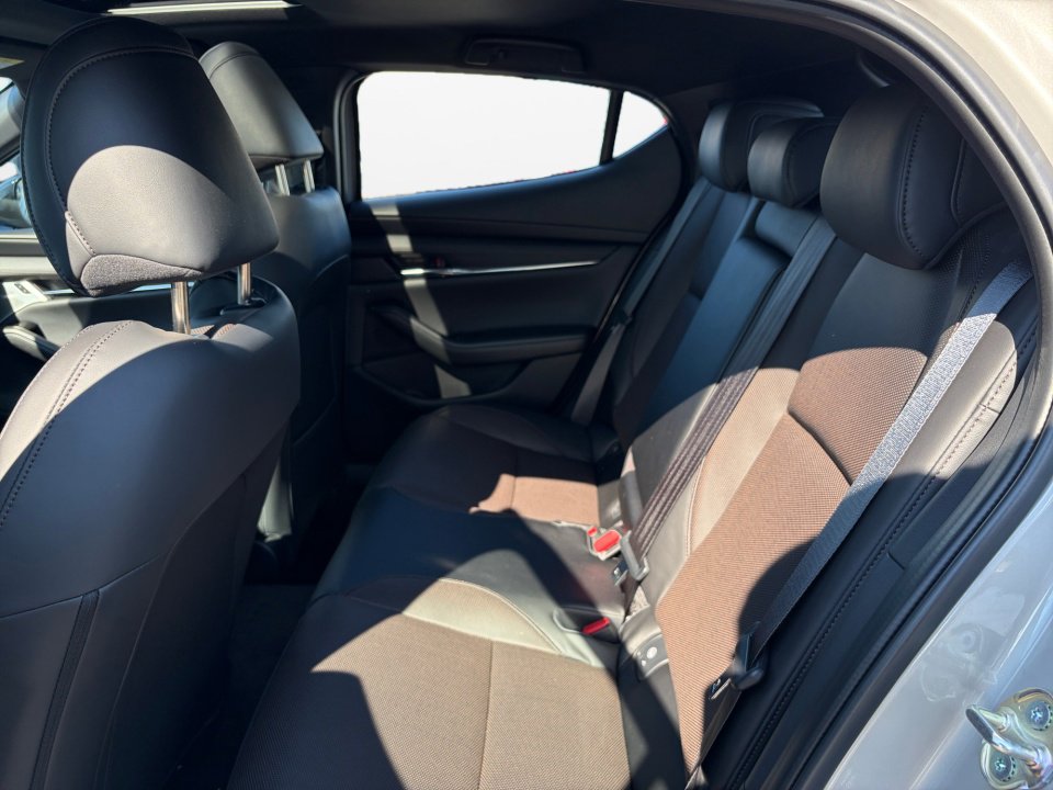 New 2026 MAZDA MAZDA3 Hatchback w/ Appearance Package image 13