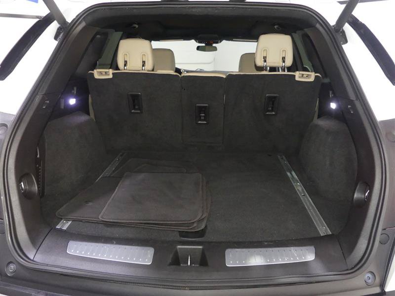 Used 2017 Cadillac XT5 Luxury AWD/4WD image 9