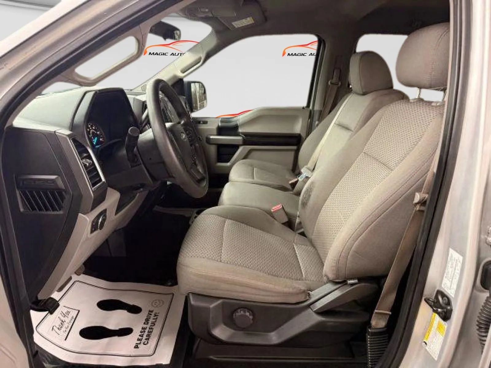 Used 2015 Ford F150 XLT image 13