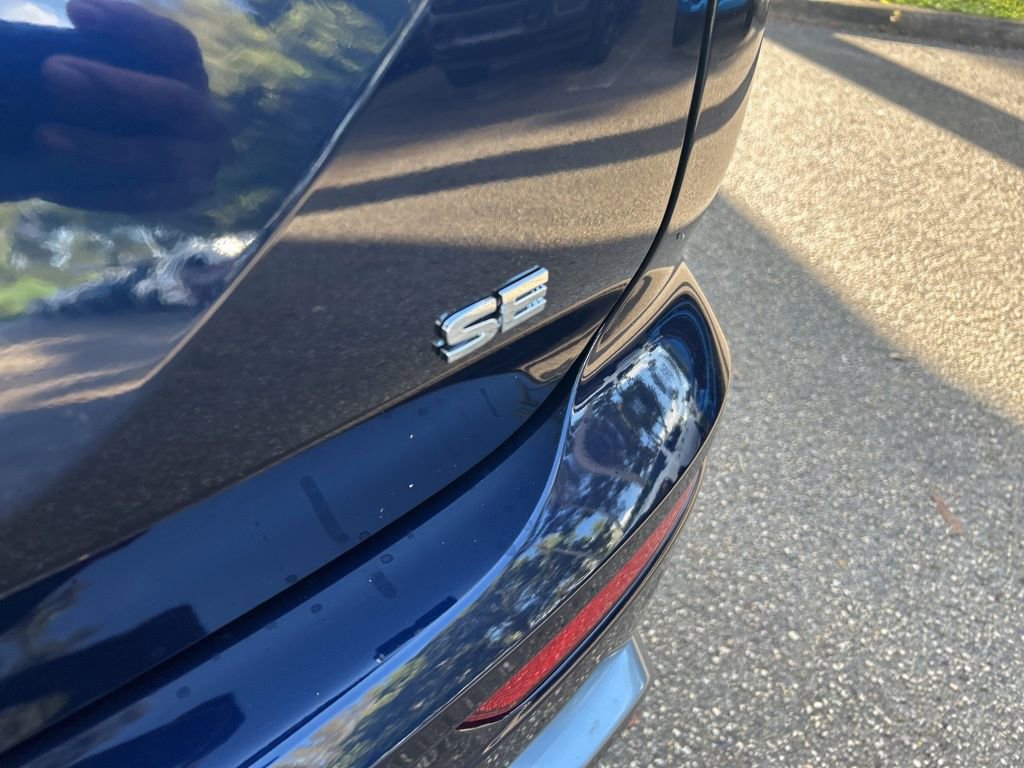 New 2025 Mitsubishi Outlander SE image 19