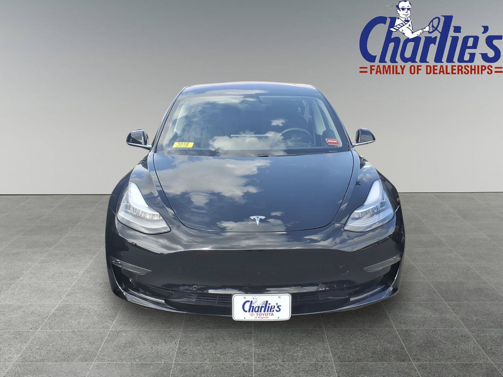 Used 2018 Tesla Model 3 Mid Range RWD image 2