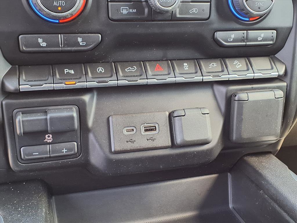 Used 2021 Chevrolet Silverado 1500 LT Trail Boss w/ Convenience Package II image 21