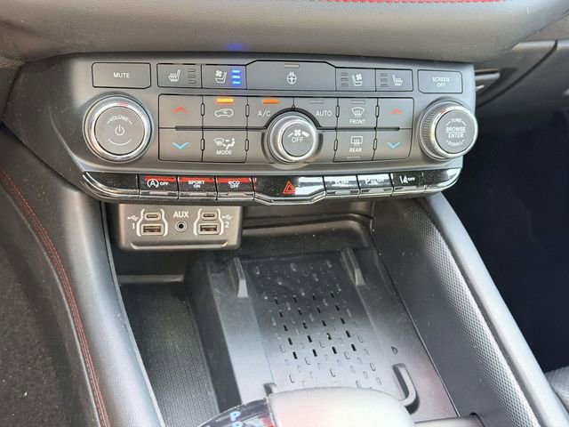 Used 2025 Dodge Durango GT image 22