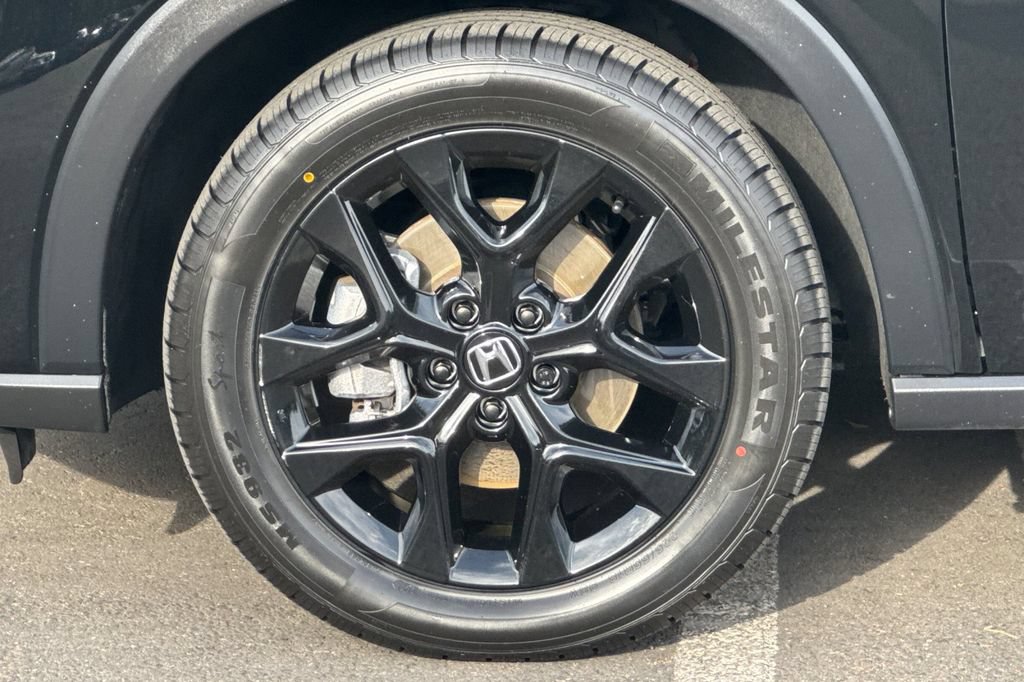 Certified 2025 Honda HR-V Sport image 26