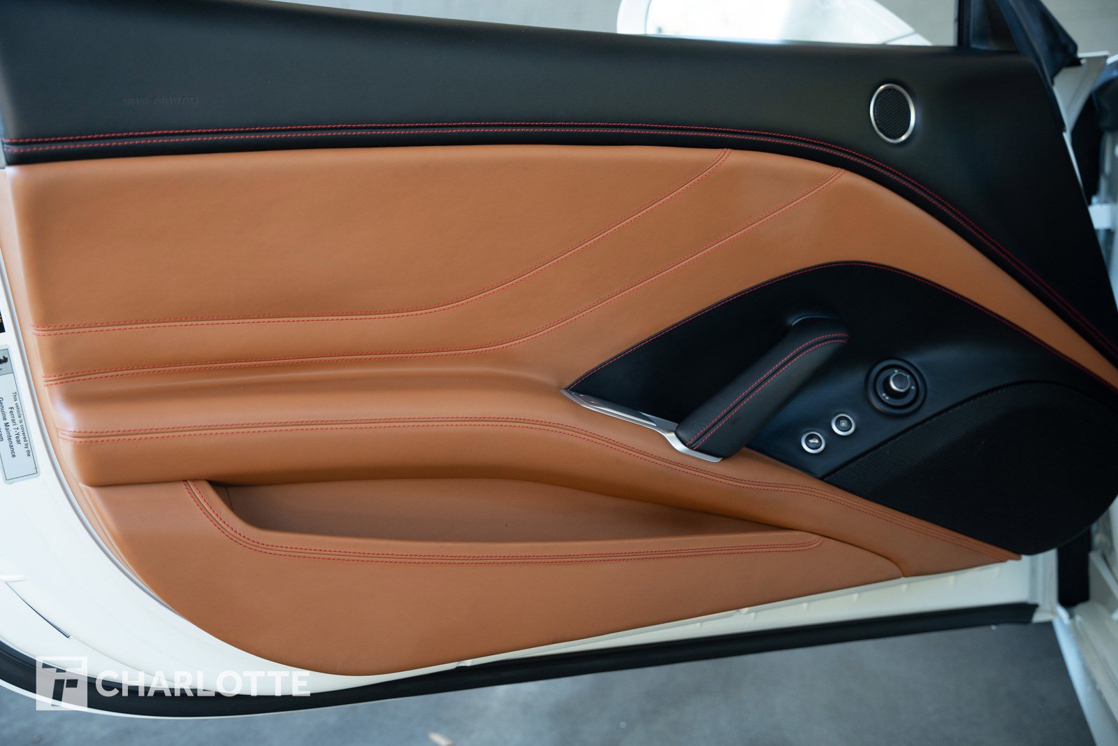 Used 2016 Ferrari California T image 18