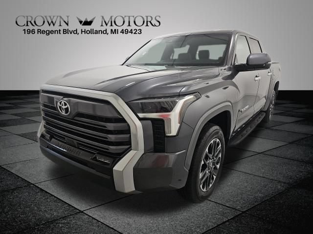 Used 2026 Toyota Tundra Limited AWD/4WD image 3