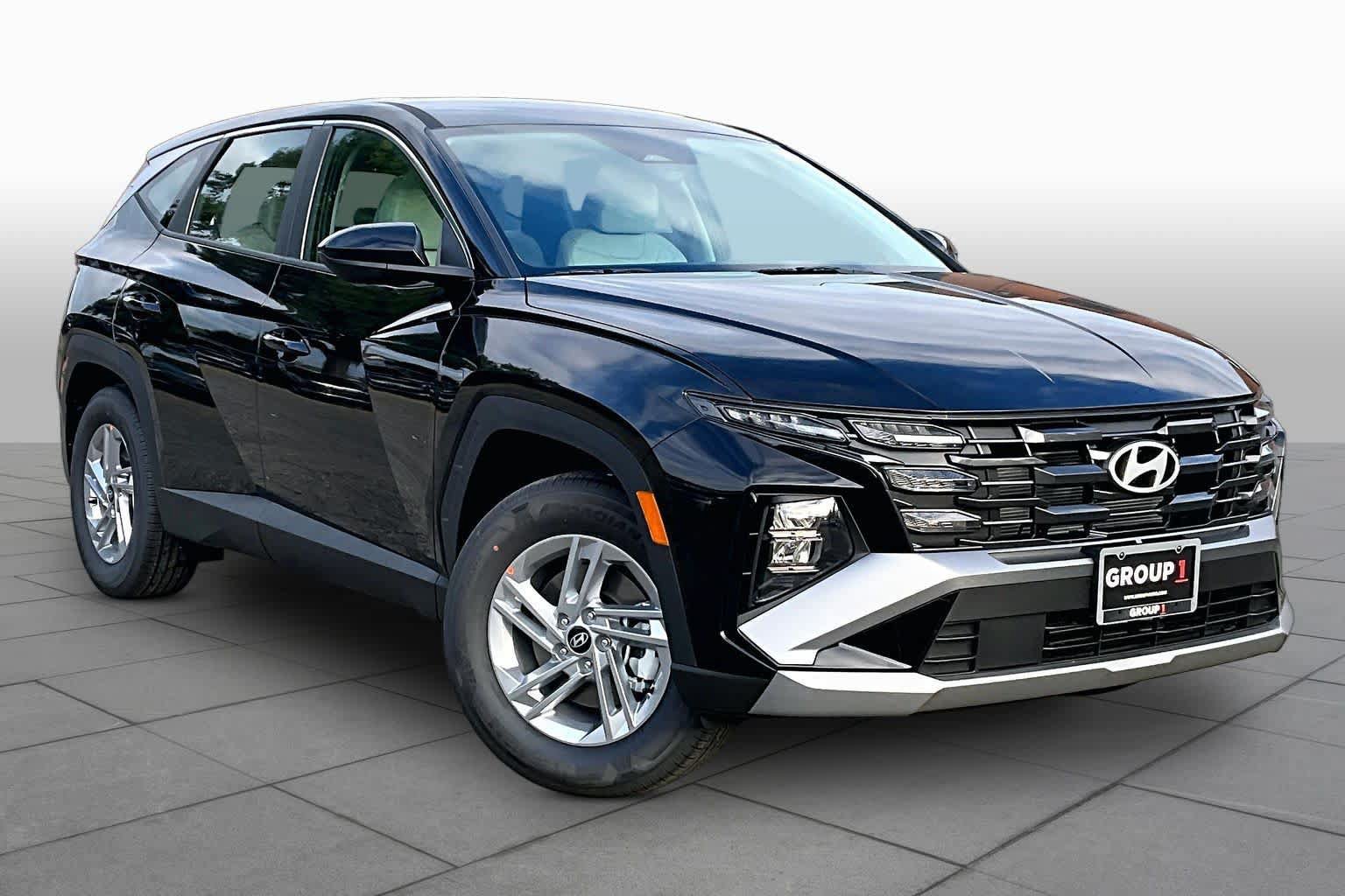 New 2026 Hyundai Tucson SE FWD image 2
