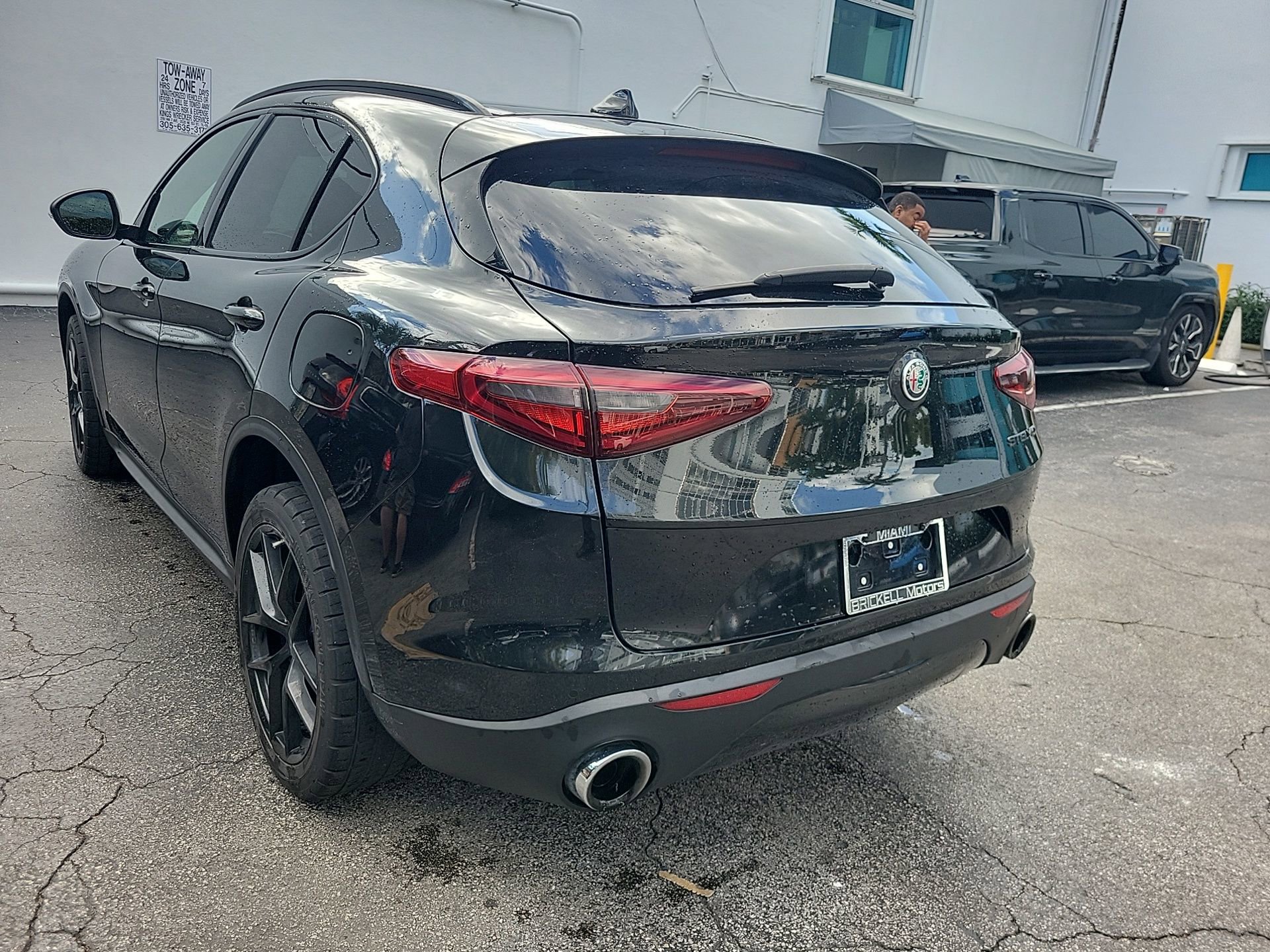 Used 2021 Alfa Romeo Stelvio Sprint w/ Nero Edizione RWD image 13