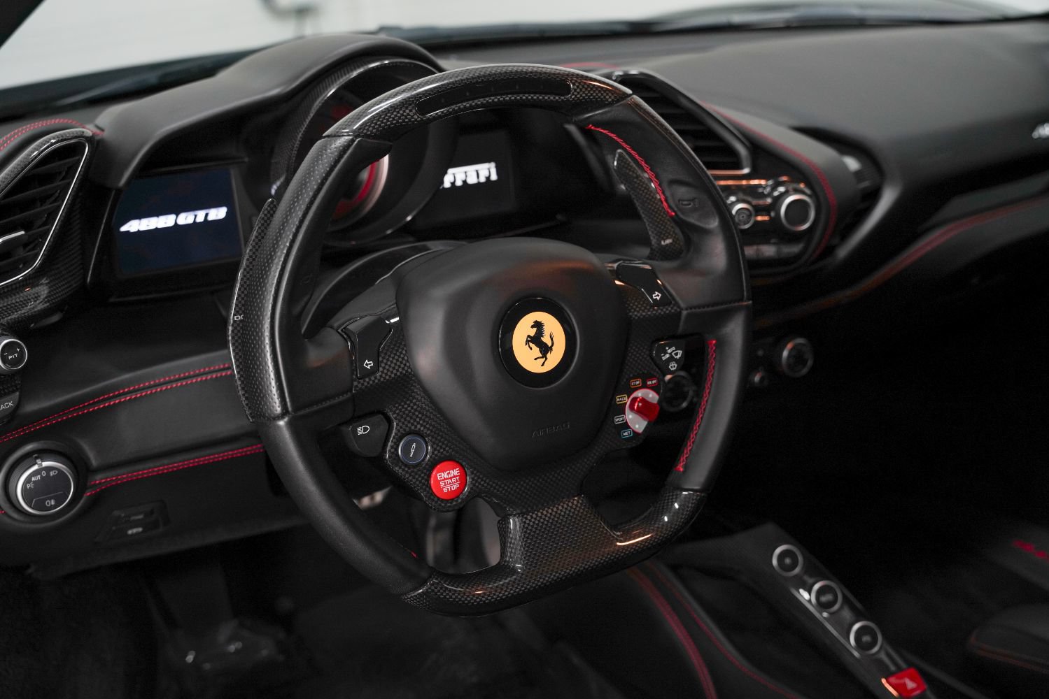 Used 2017 Ferrari 488 GTB RWD image 38