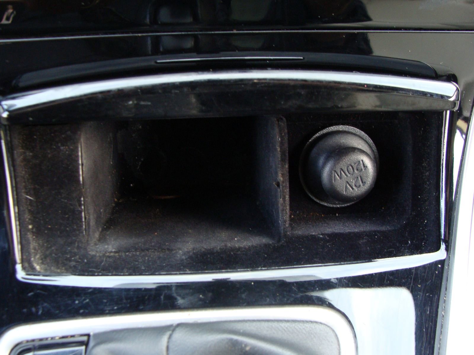 Used 2017 INFINITI Q60 w/ Premium Plus Package 2.0T image 25