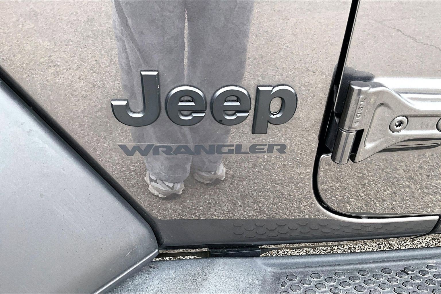 Used 2022 Jeep Wrangler Sport AWD/4WD image 31