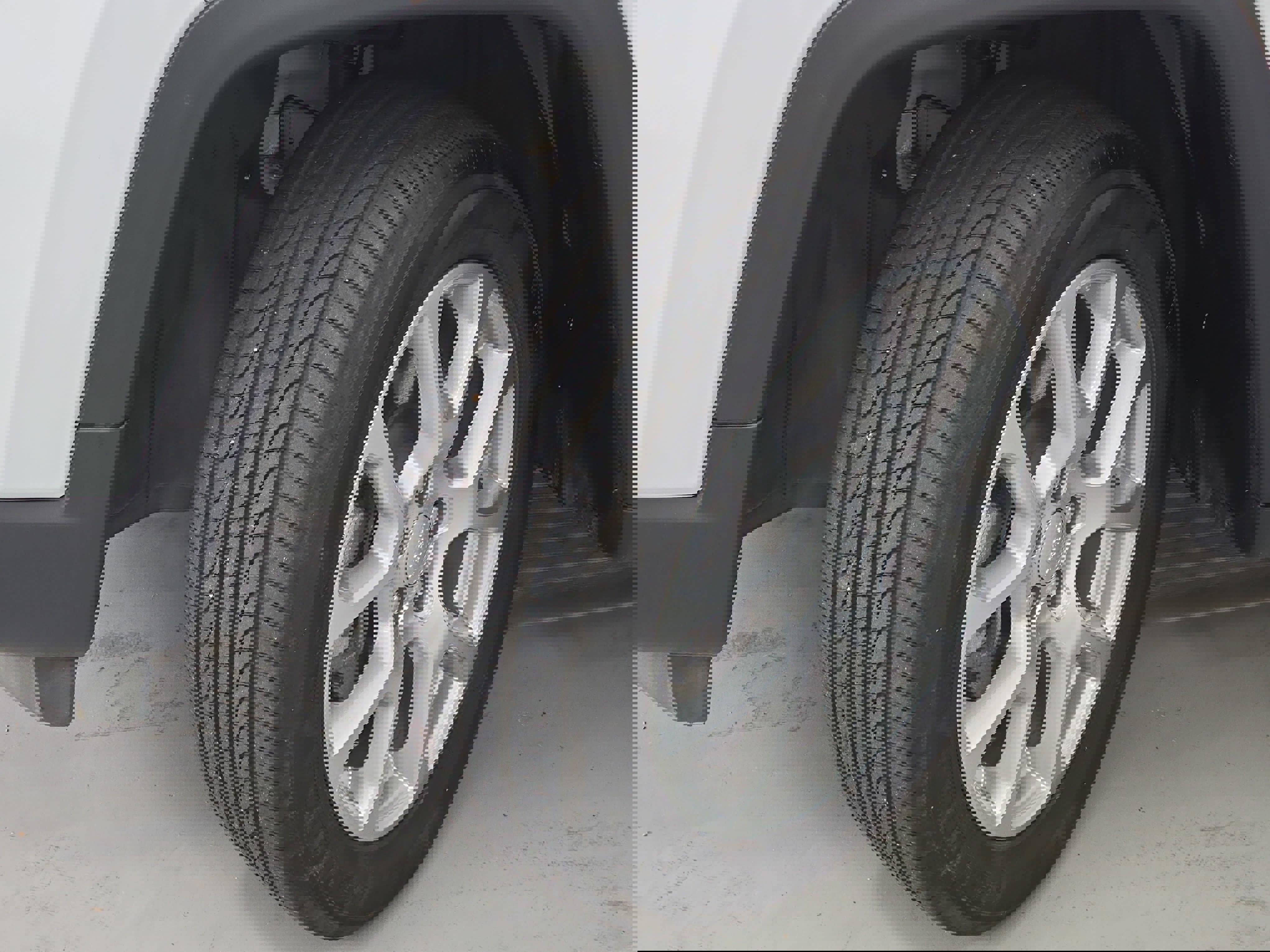 Used 2023 Jeep Compass Latitude image 30