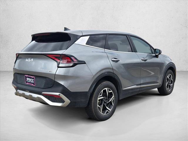 Used 2024 Kia Sportage LX image 5