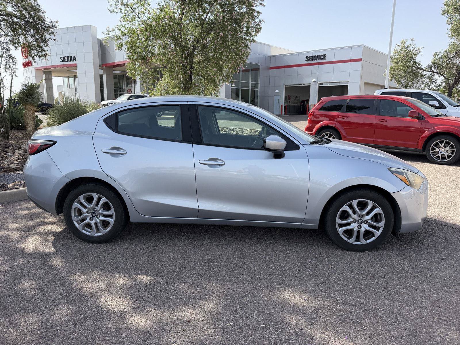 Used 2018 Toyota Yaris iA FWD image 6