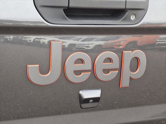 Certified 2021 Jeep Gladiator Mojave image 16