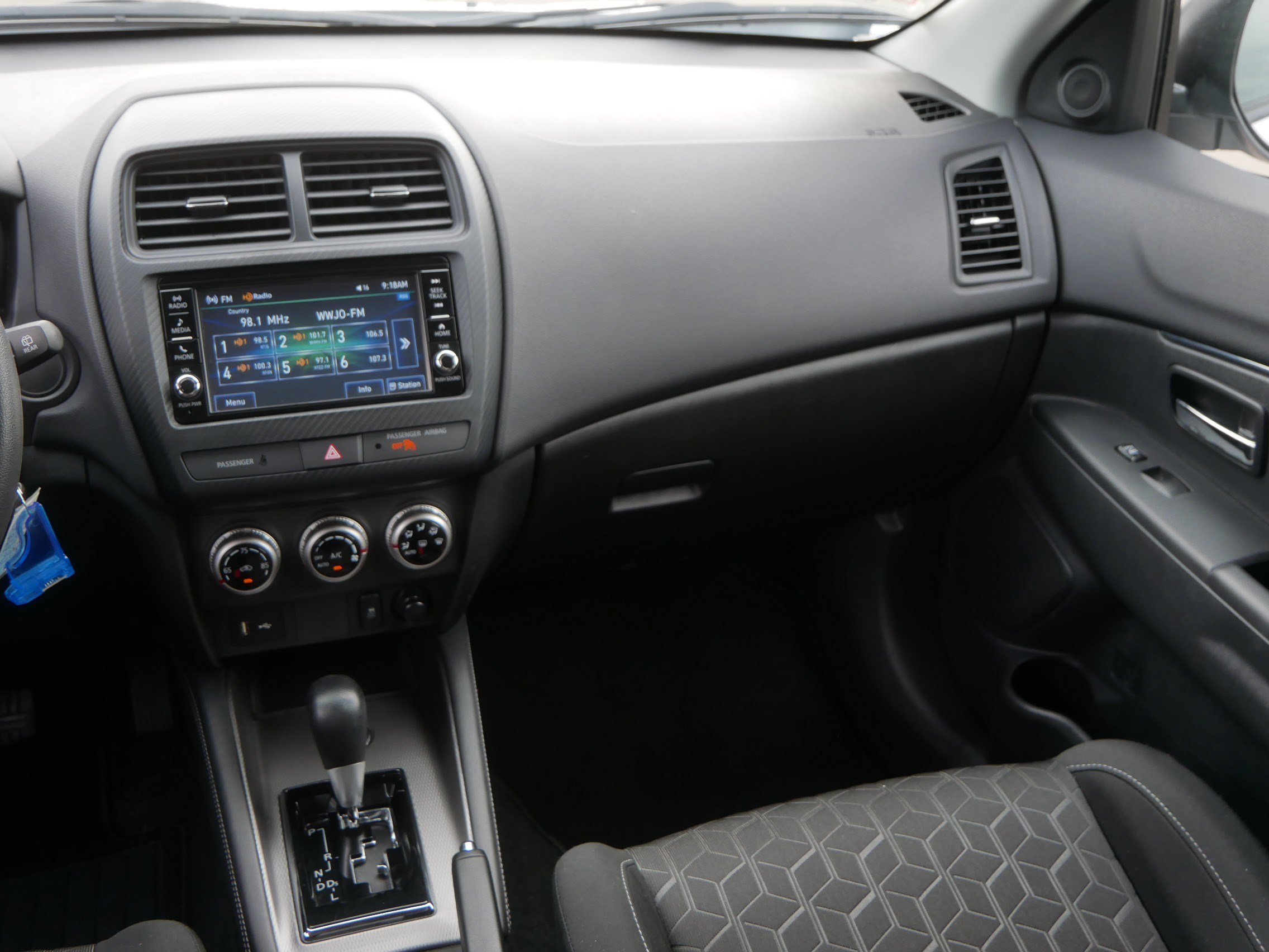 Used 2025 Mitsubishi Outlander Sport ES AWD/4WD image 11