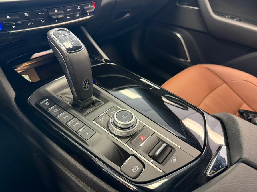 Used 2023 Maserati Levante GT AWD/4WD image 64