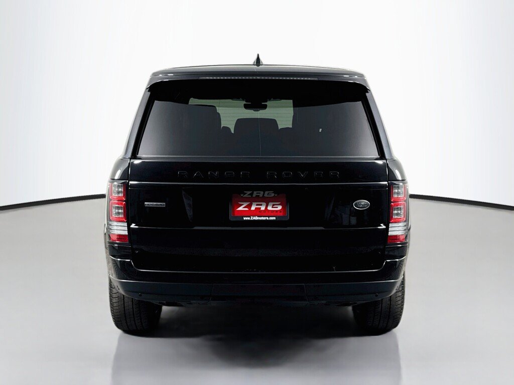 Used 2017 Land Rover Range Rover HSE AWD/4WD image 4