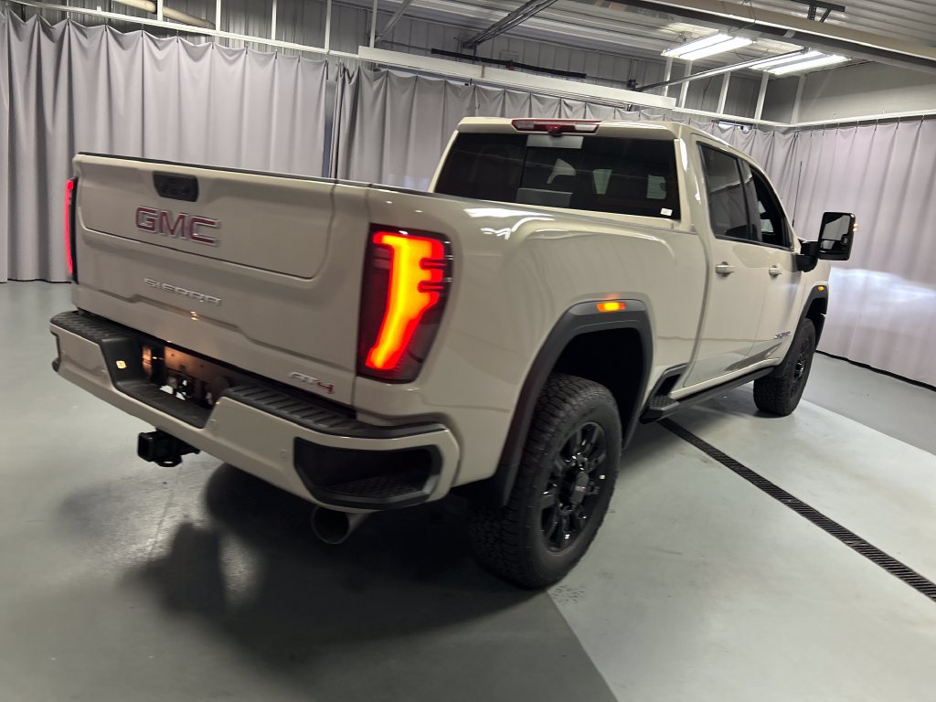 New 2026 GMC Sierra 2500 AT4 w/ AT4 Premium Plus Package AWD/4WD image 7