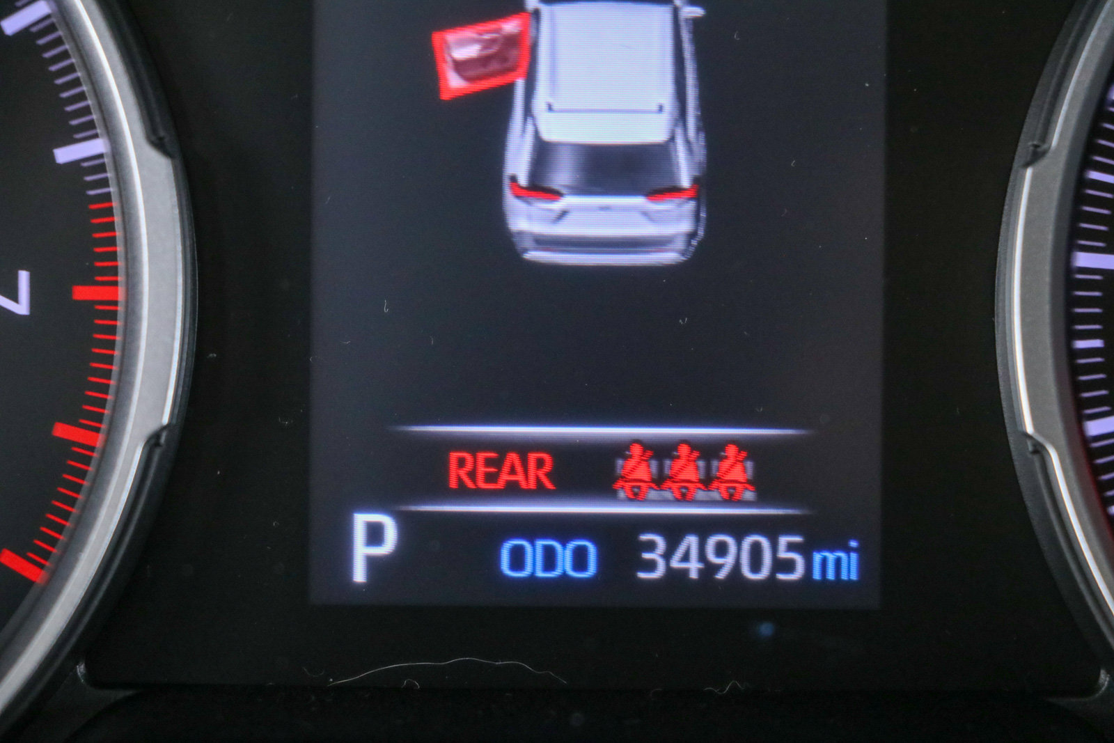 Used 2022 Toyota RAV4 XLE Premium FWD image 16
