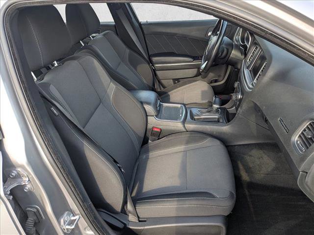 Used 2016 Dodge Charger SXT image 21