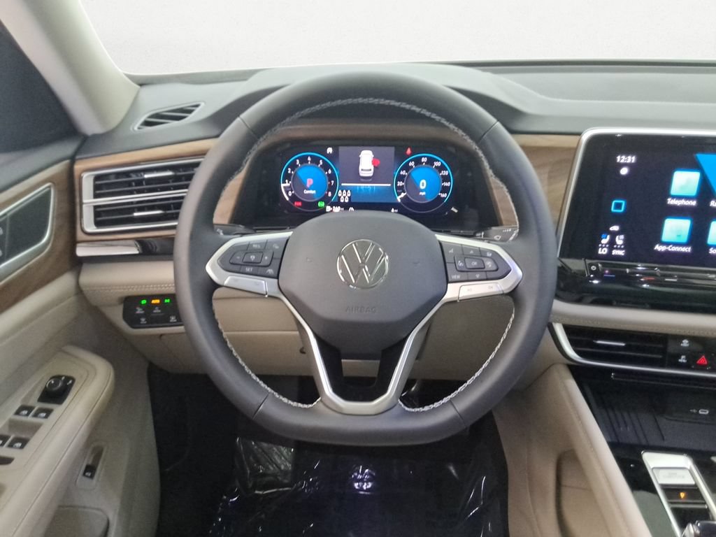 Used 2026 Volkswagen Atlas SE w/ Panoramic Sunroof Package FWD image 14
