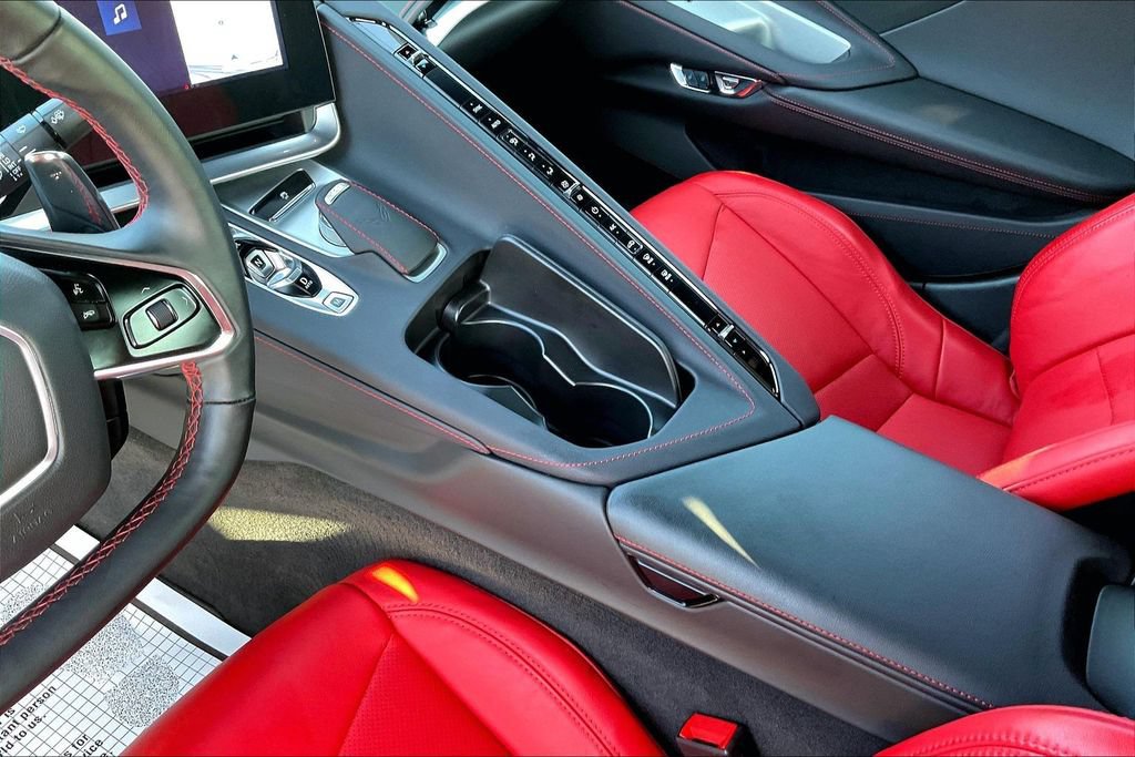 Used 2024 Chevrolet Corvette Stingray Coupe w/ 1LT RWD image 19