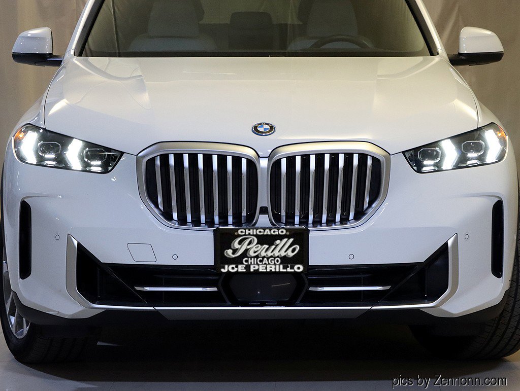 Used 2026 BMW X5 xDrive50e w/ Climate Comfort Package image 6