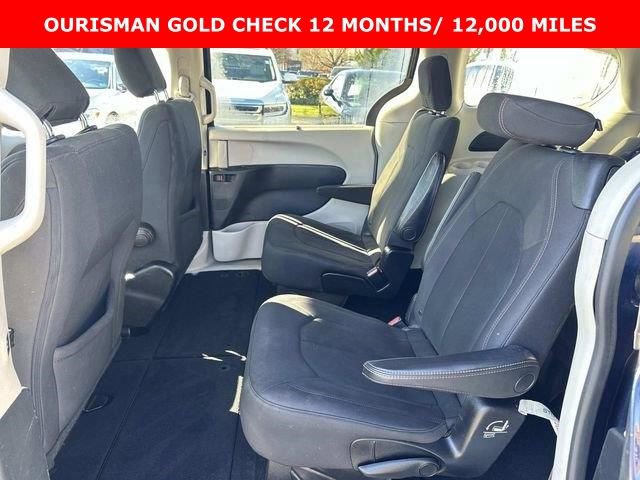 Used 2019 Chrysler Pacifica Touring Plus image 12