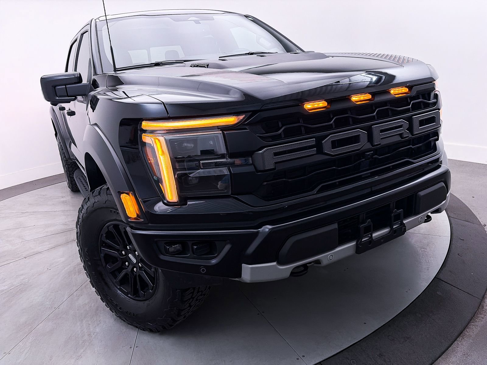 Used 2024 Ford F150 Raptor image 10