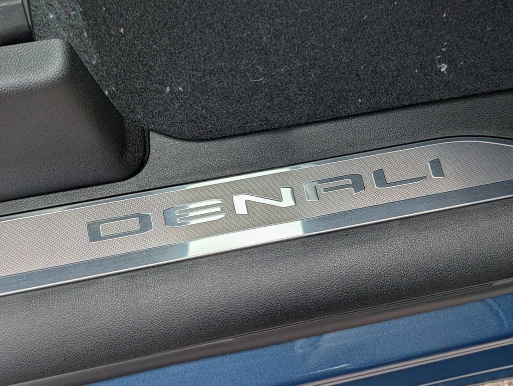 New 2026 GMC Sierra 1500 Denali w/ Denali Reserve Package AWD/4WD image 33