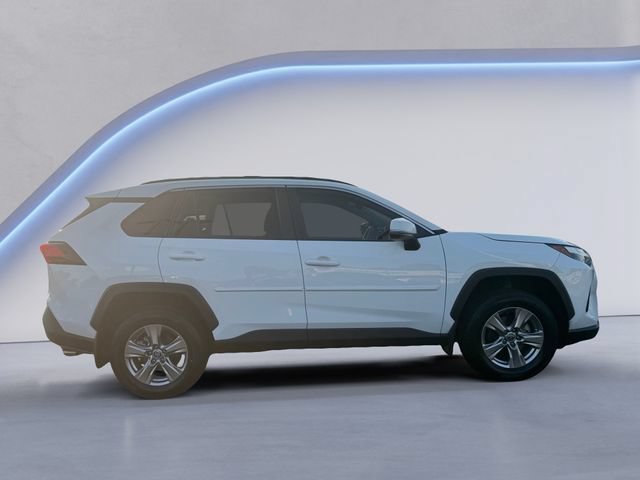 Used 2023 Toyota RAV4 XLE w/ Convenience Package FWD image 4