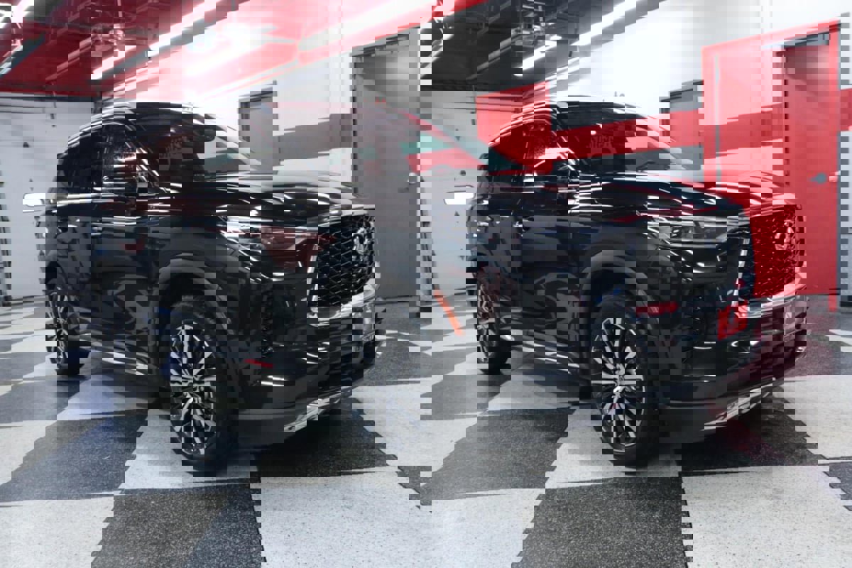 Used 2022 INFINITI QX60 Sensory image 2