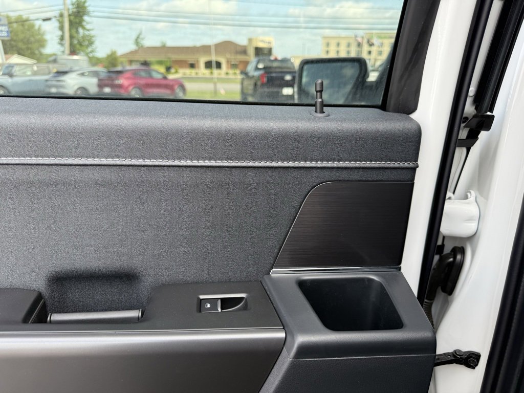 New 2025 Ford F150 Lariat w/ Equipment Group 502A High image 19