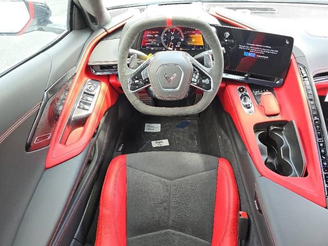 Used 2024 Chevrolet Corvette Stingray Premium Conv w/ Z51 Performance Package RWD image 3