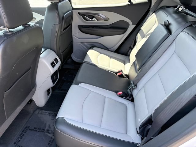 Used 2023 GMC Terrain SLT w/ Tech Package AWD/4WD image 8