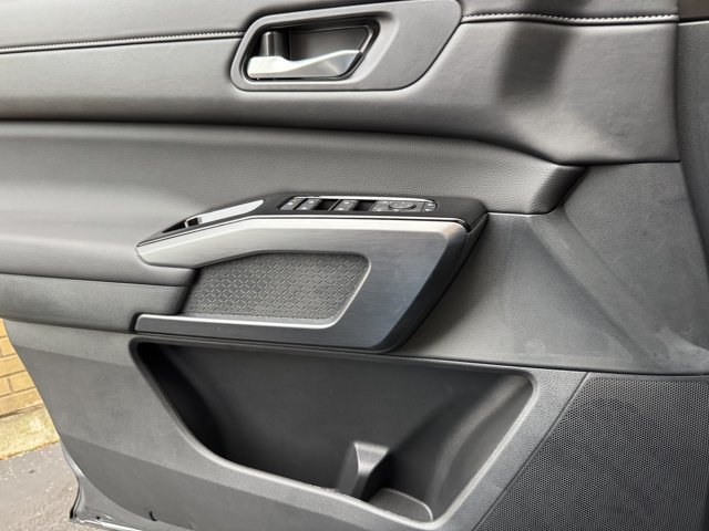 New 2026 Nissan Pathfinder SL AWD/4WD image 13