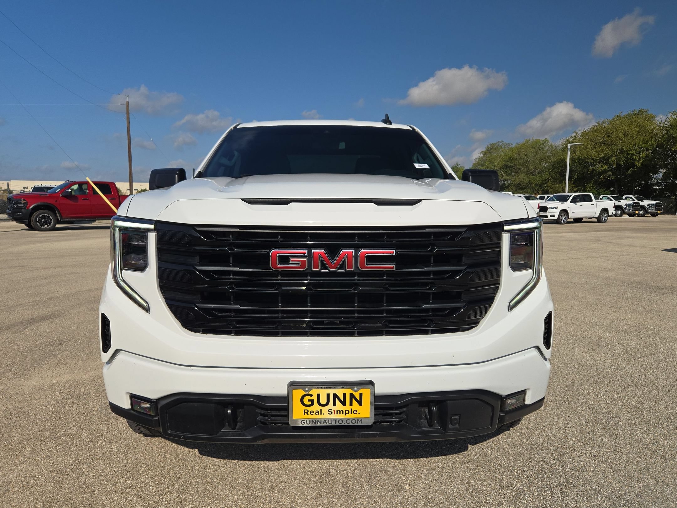 Used 2025 GMC Sierra 1500 Elevation w/ X31 Off-Road Package AWD/4WD image 8
