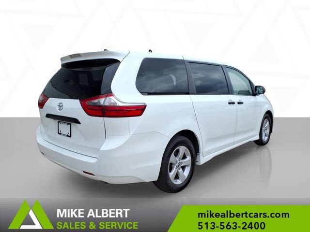 Used 2020 Toyota Sienna L FWD image 7