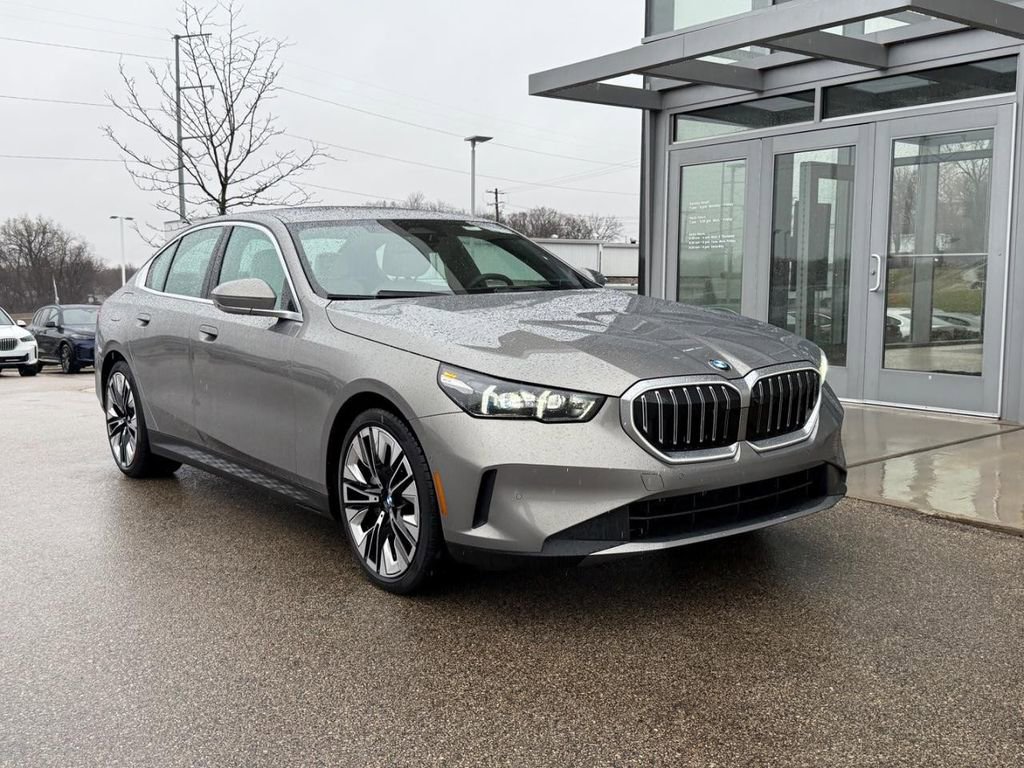 Certified 2026 BMW 540i xDrive image 1