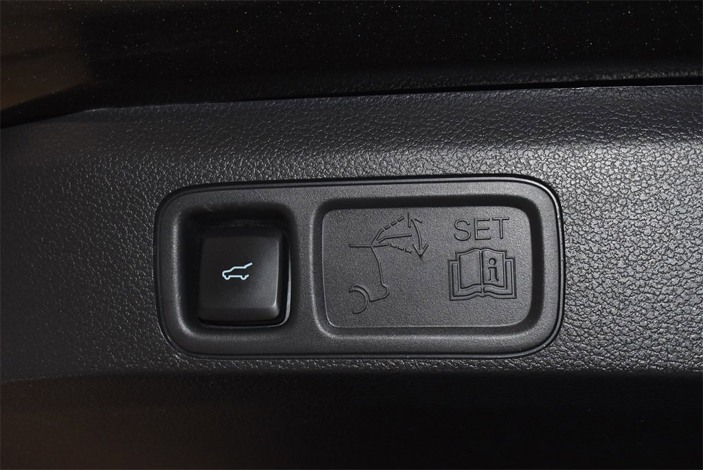 Used 2024 Ford Expedition Limited image 38