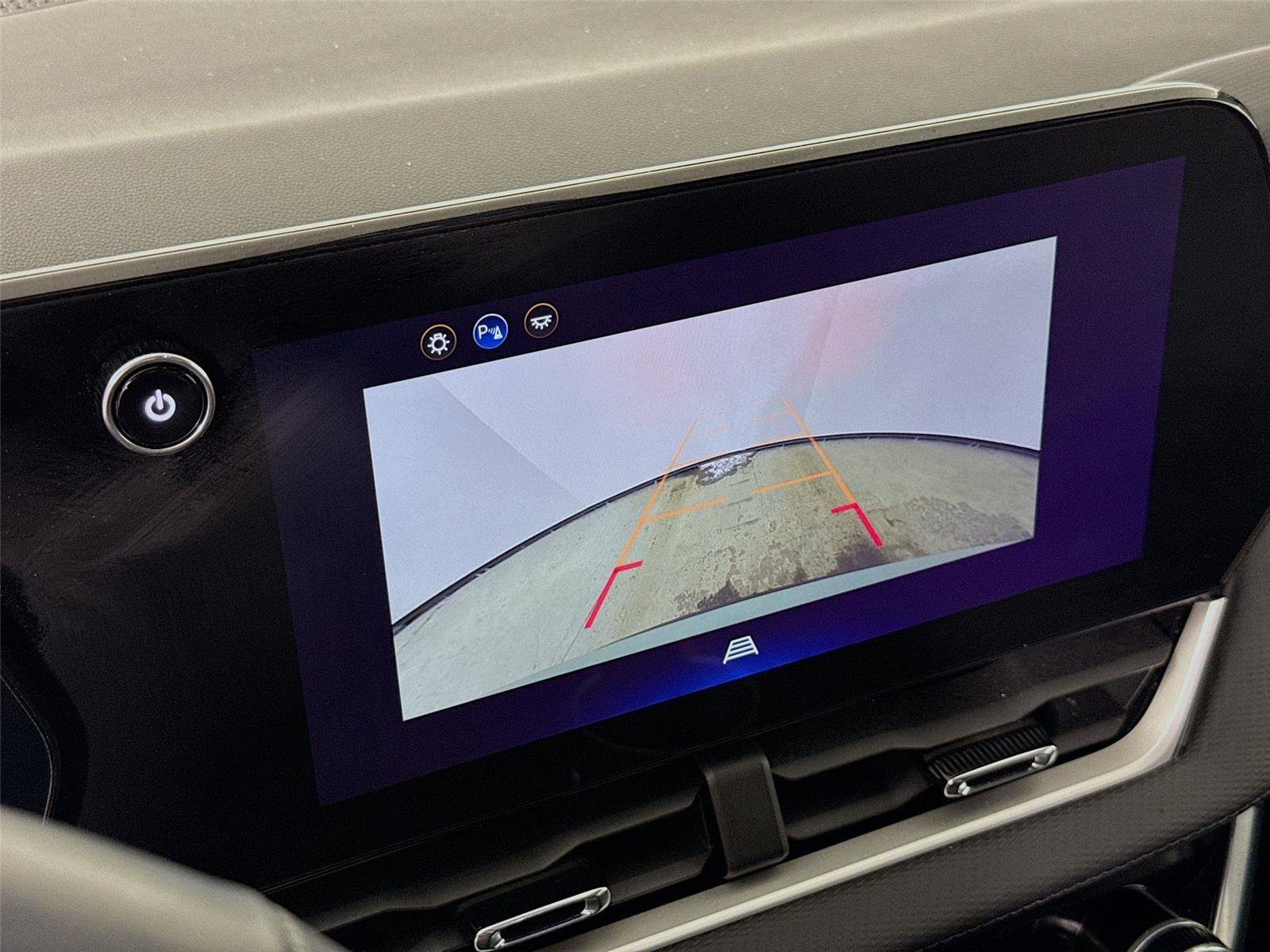 Used 2025 Chevrolet Equinox LT image 14